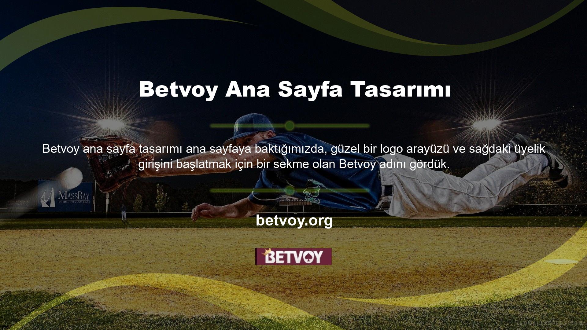 Alt orta panelde, spor, canlı bahis, sanal bahis, canlı casino, poker, casino, canlı oyunlar, tombala ve diğer bahis seçenekleri listelenmiştir